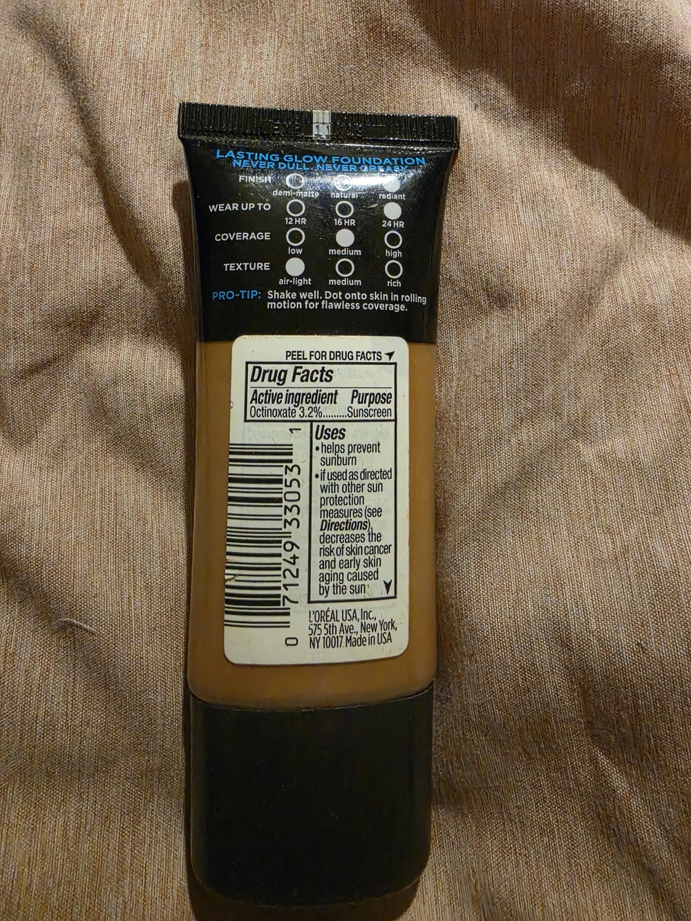 L’Oréal Paris Infallible Pro‑Glow Foundation 211 Crème Café – 24HR